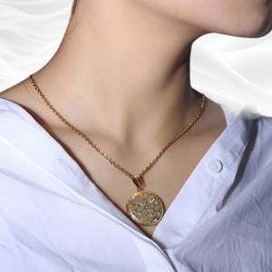 Stainless Steel Photo Round Locket Gold Plated with Necklace