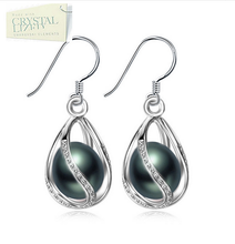 Load image into Gallery viewer, Stunning Sterling Silver Drop Freshwater Pearl and Swarovski Crystals Set