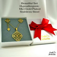 Load image into Gallery viewer, Stainless Steel Yellow Gold Plated Lace Effect Clover Set Necklace with Pendant and Matching Earrings