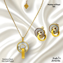 Load image into Gallery viewer, High Quality Stainless Steel 18ct Gold Plated SET  Necklace Pendant and Matching Earrings