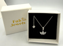 Load image into Gallery viewer, 18ct Gold Plated Stainless Steel 316L Lotus Glow Pendant Necklace Included