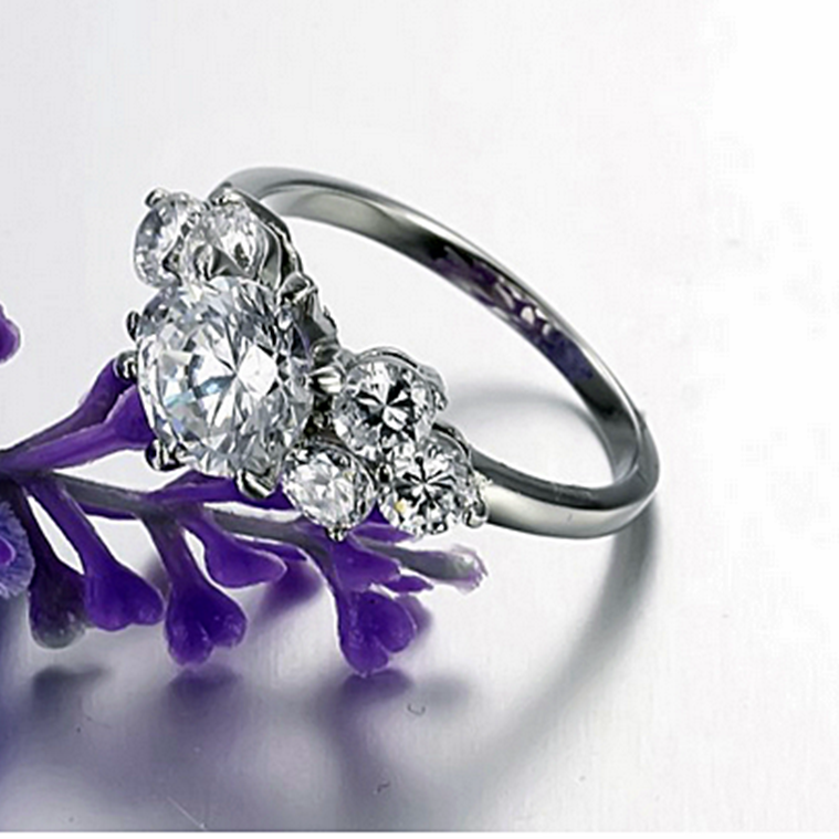 Highest Quality Titanium Stainless Steel 316L Ring with Swarovski