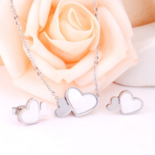 Load image into Gallery viewer, High Quality Stainless Steel 316L Heart SET with Shell Necklace Earrings
