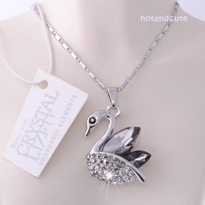 Swarovski Crystals Swan Pendant with 18k White Gold Plated Chain