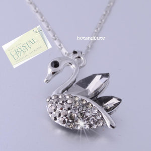Swarovski Crystals Swan Pendant with 18k White Gold Plated Chain