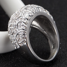Load image into Gallery viewer, Highest Quality Stainless Steel 316L Ring with Sparkling Swarovski Crystals