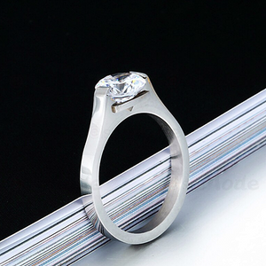 Titanium Stainless Steel 316L Silver Rose Yellow Gold Tone Solitaire Ring with Swarovski Crystal