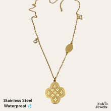 Load image into Gallery viewer, Gold Plated Stainless Steel Necklace with Clover Pendant